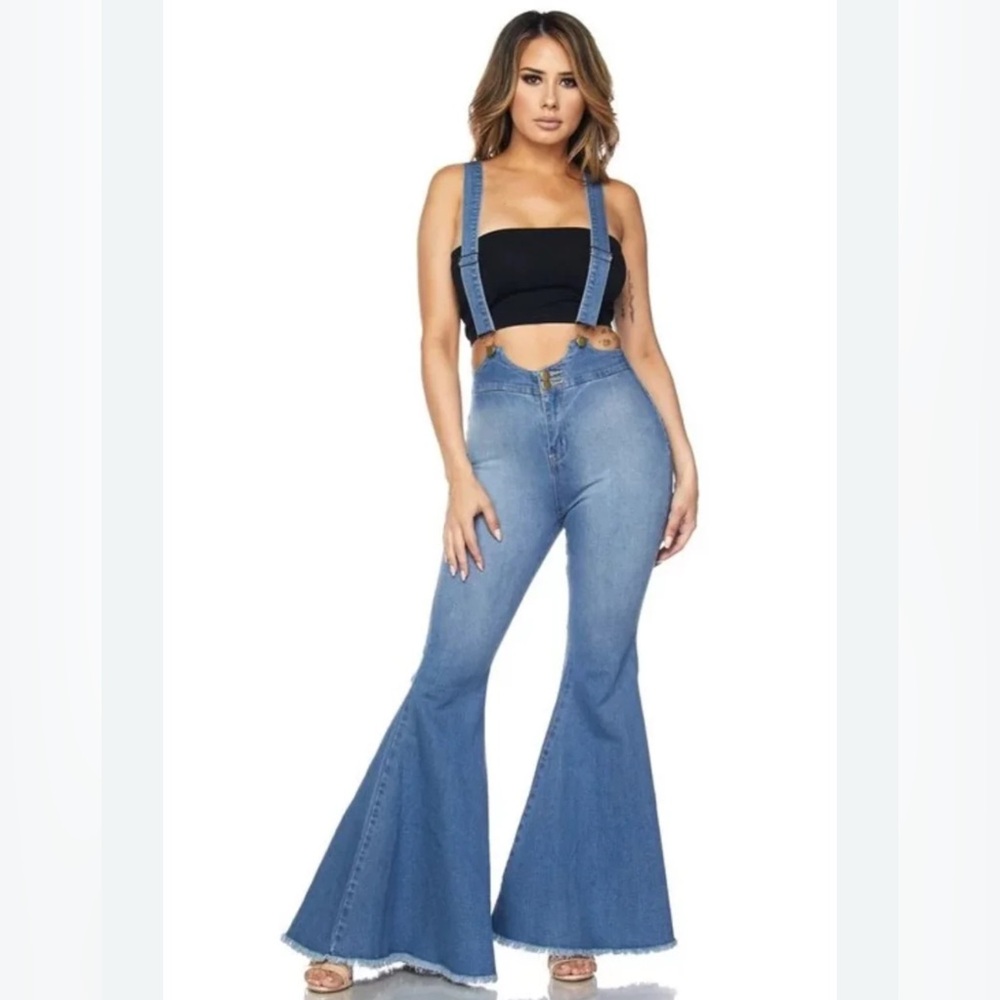 Turquoise‎ Haven bell bottom women’s denim overalls SZ L